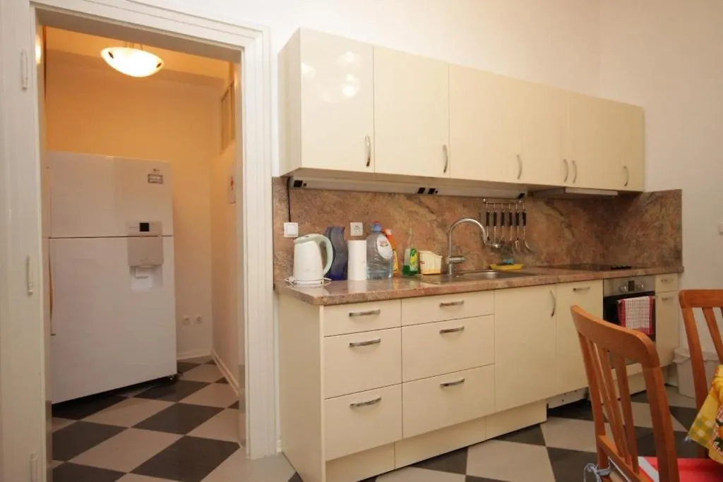 Apartments With A Parking Space Opatija - 3436 Croatia